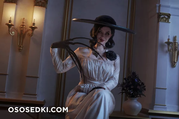 Lady Dimitrescu (Resident Evil) - Lаdу Меlаmоri - 17