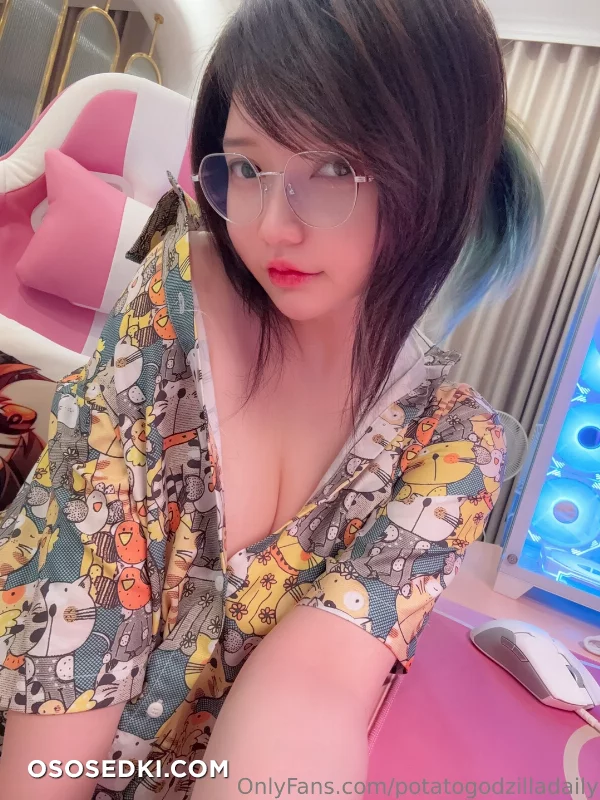 Potato Godzilla - OnlyFans Nude Dec 1-31, 2024 - 14