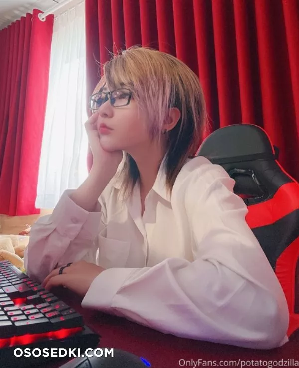 Potato Godzilla - Office - 16