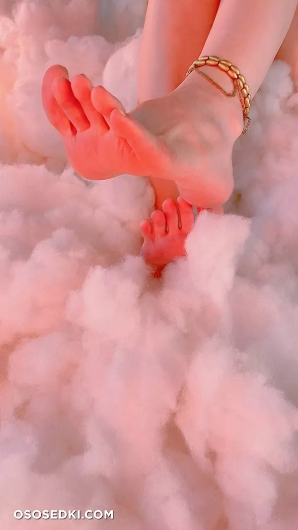 Vinnegal - Feet - 64
