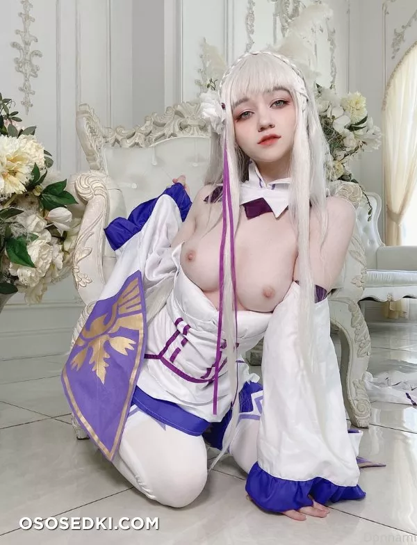 Donnaloli Emilia - 24