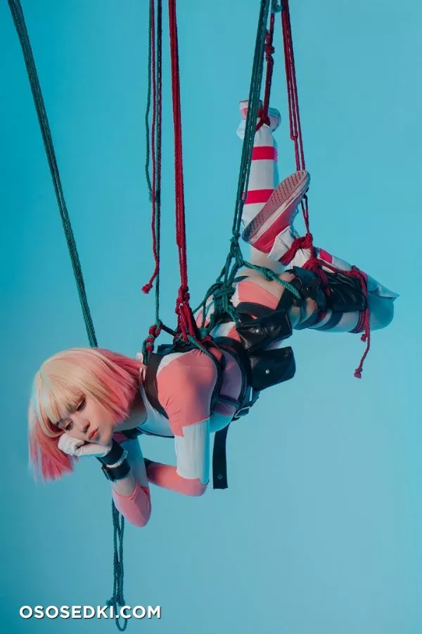 DonnaLoli - Gwenpool - 15
