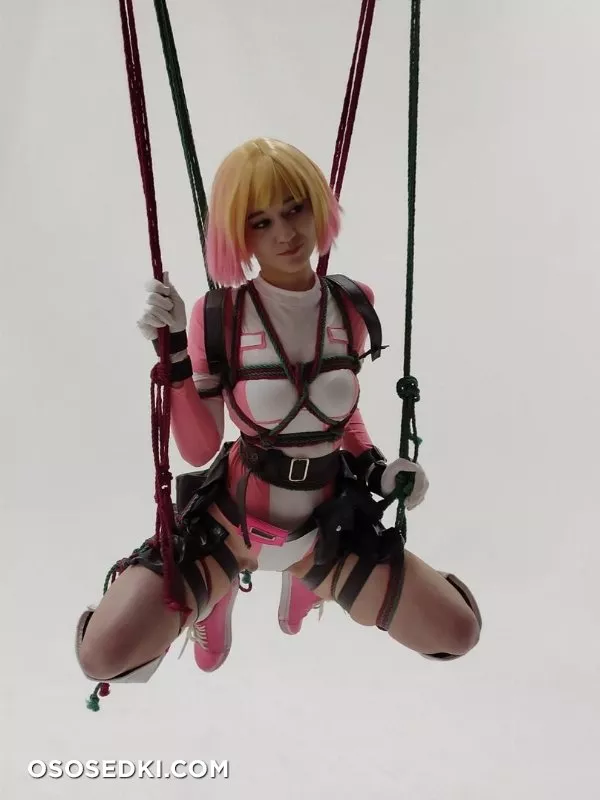 DonnaLoli - Gwenpool - 51