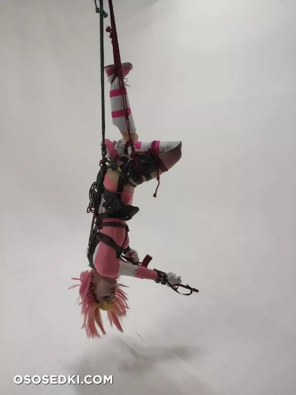 DonnaLoli - Gwenpool - 78