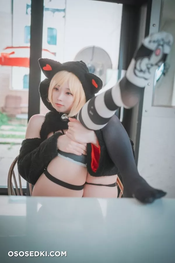 Bambi-Naughty Black Cat - 39