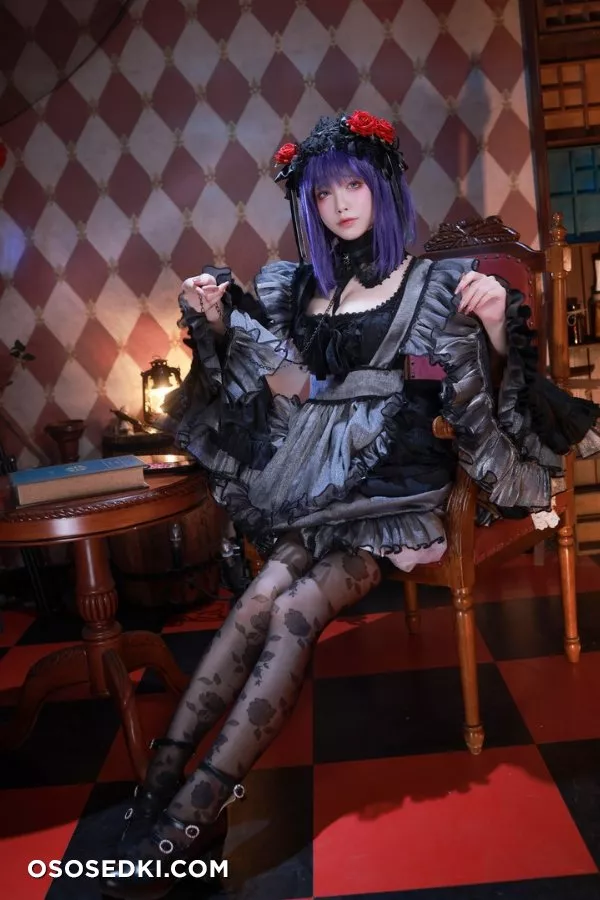 Aqua - Shizuku Kuroe - 1
