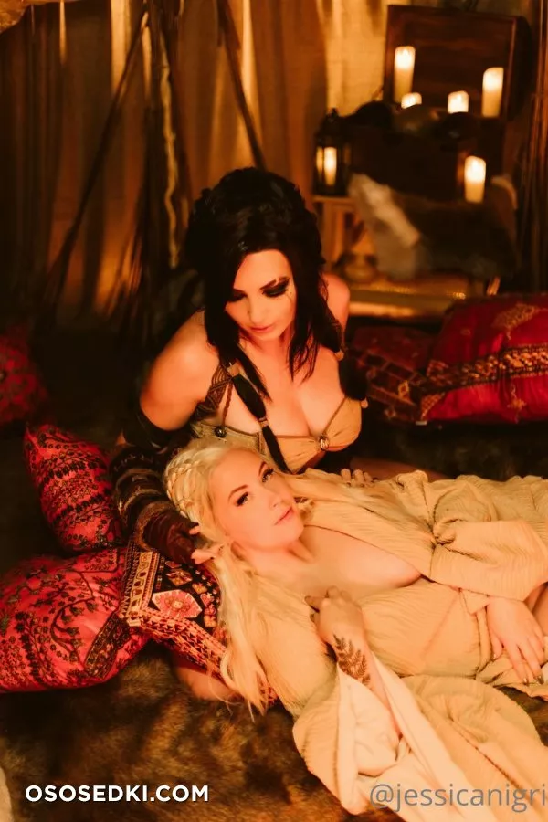 Jessica Nigri & Meg Turney - Khal & Dany - 12