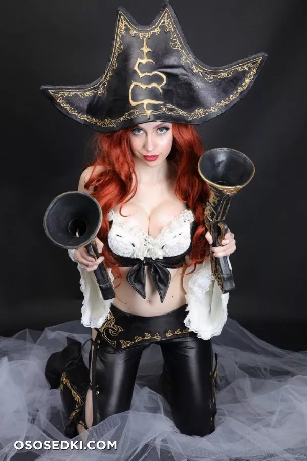 Lucy Lein - Miss Fortune - 2