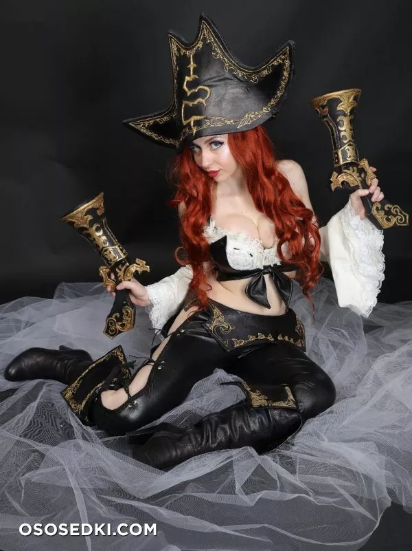Lucy Lein - Miss Fortune - 8