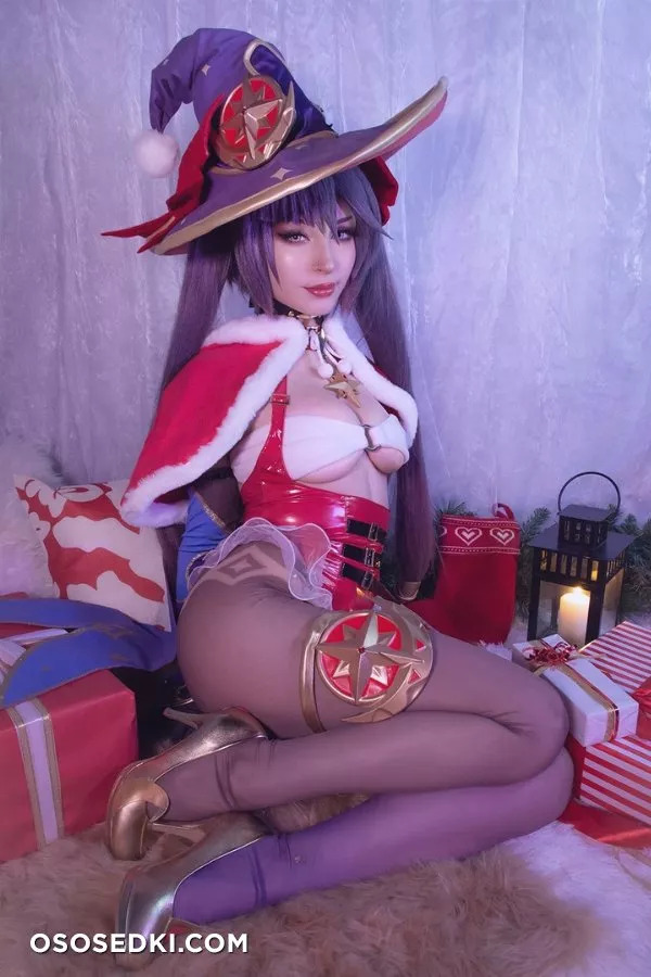 ShiroKitsune - Mona Xmas - 8