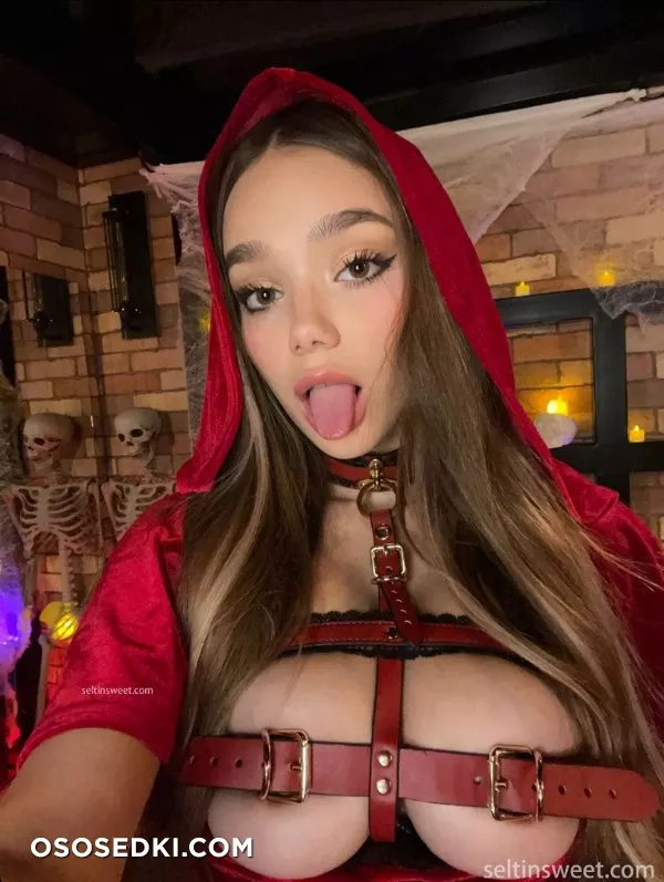 Selti - Red Riding Hood - 23
