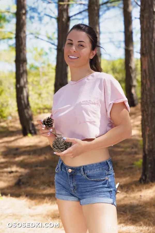 Alice - Gets Naked In The Woods - TeenDreams - 3