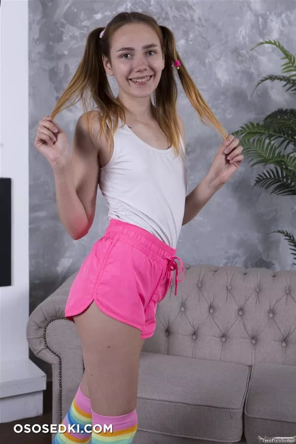 Luna - Tremendously Cute - TeenPornStorage - 6