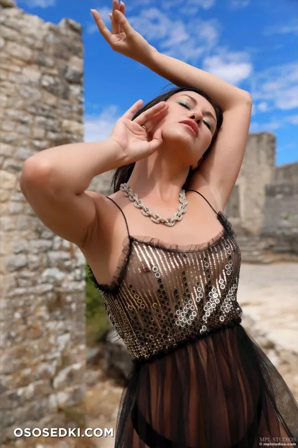 Mila - Sequins & Superheros - MPLStudios - 22