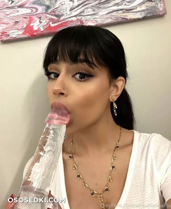 Hannah Gavalda - - 145