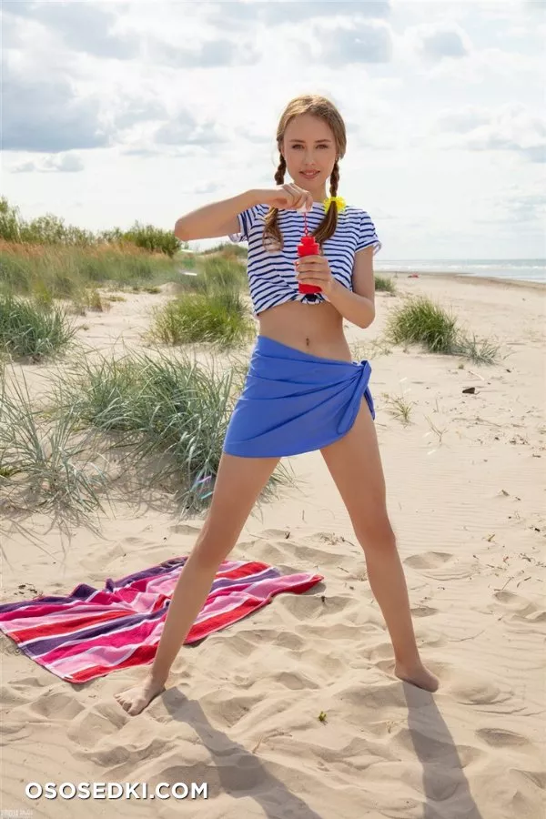 Janet - Funny Sunny - AmourAngels - 18