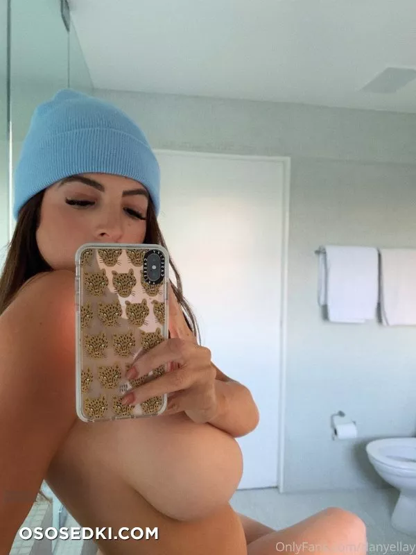 (Onlyfans - danyellay) Danielley Ayala - 46