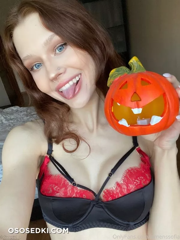 (Onlyfans/Fansly - simenssofia) Sofia Simens - 90