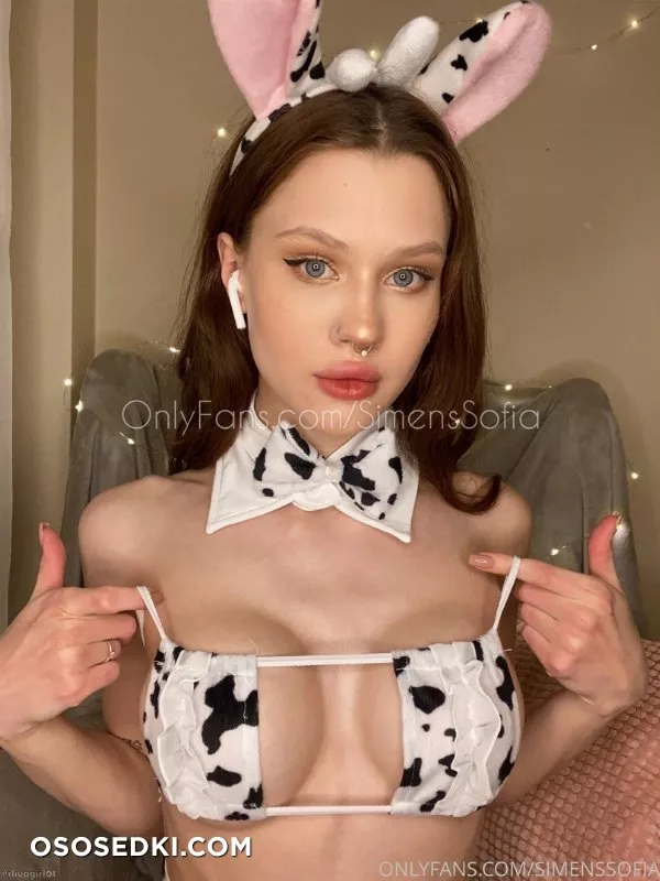 (Onlyfans/Fansly - simenssofia) Sofia Simens - 326