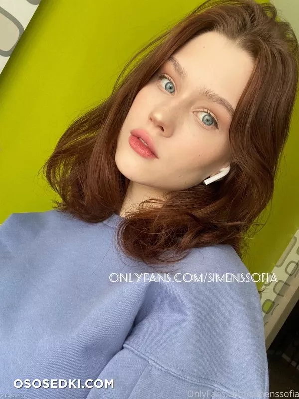 (Onlyfans/Fansly - simenssofia) Sofia Simens - 330
