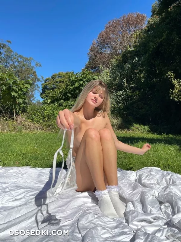(Onlyfans - Mila Sobolov) Mila Sobolov - 971