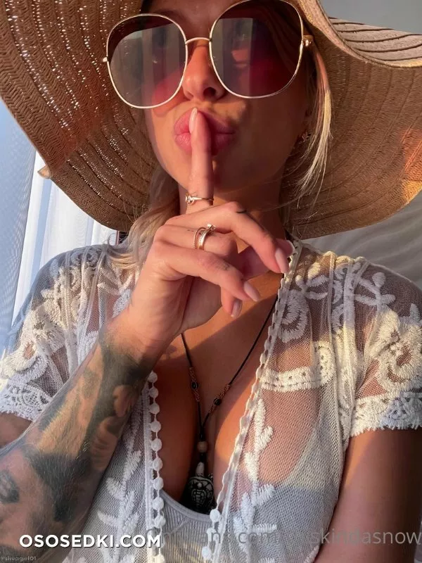 (Onlyfans - thiskindasnow) Snow - 19