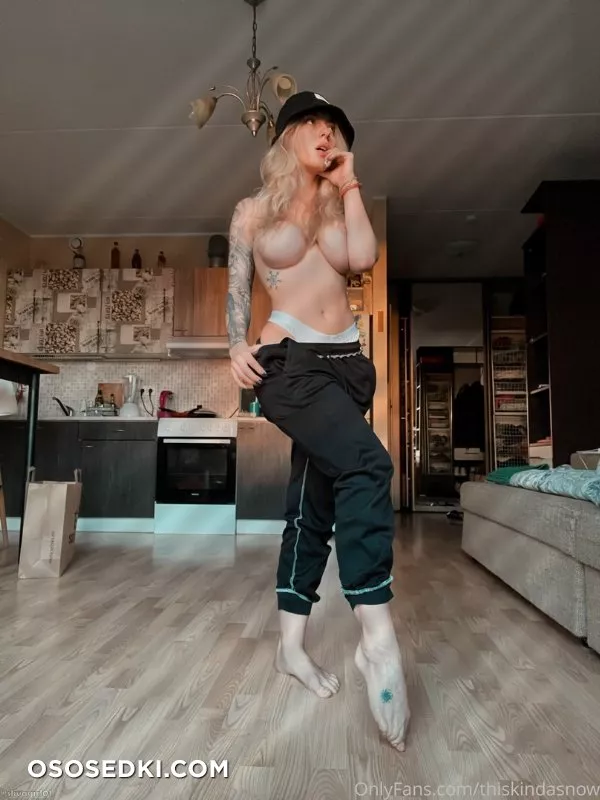 (Onlyfans - thiskindasnow) Snow - 175