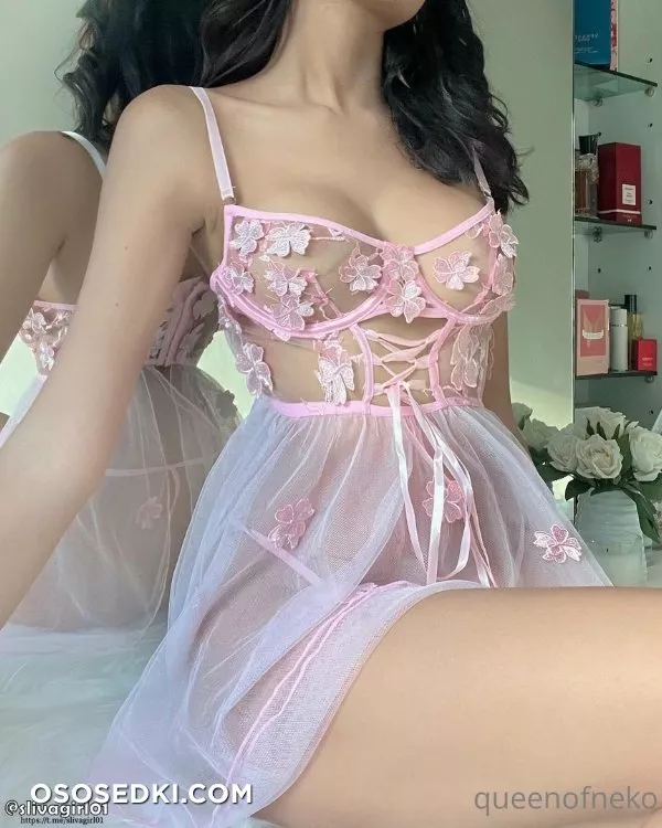 (Onlyfans - queenofneko) QueenofNeko - 246