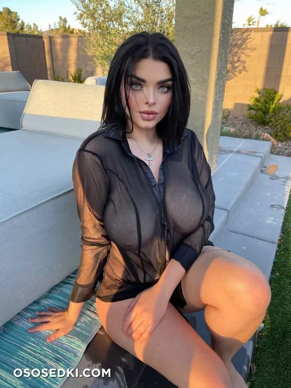 Kaylee (twitter) - 64