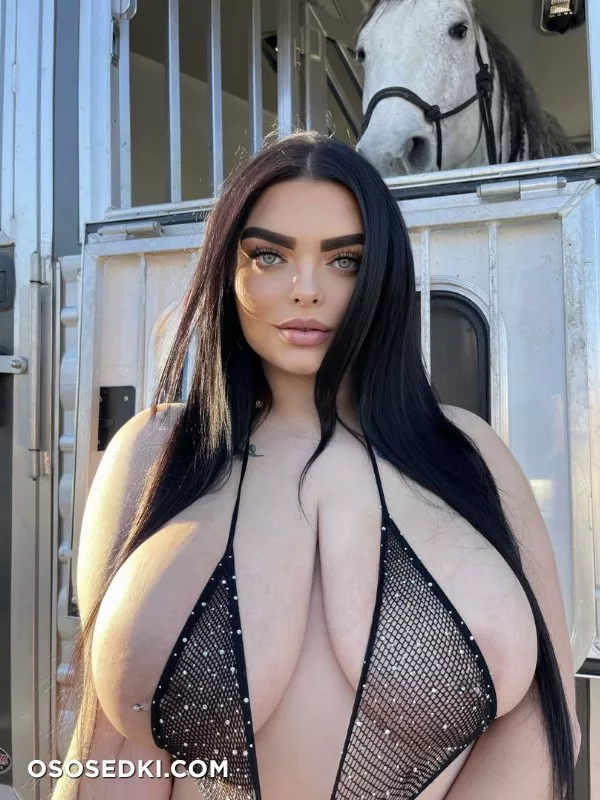 Kaylee (twitter) - 67