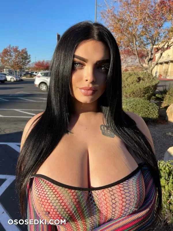 Kaylee (twitter) - 68