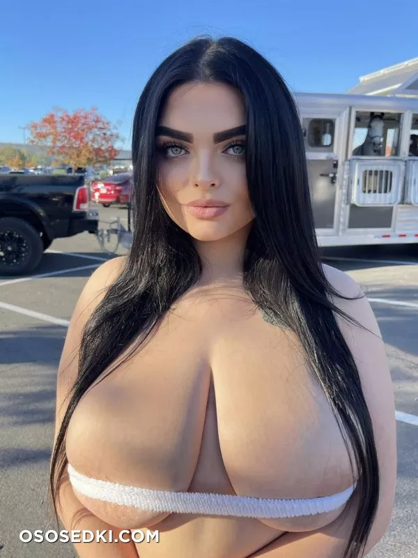 Kaylee (twitter) - 87