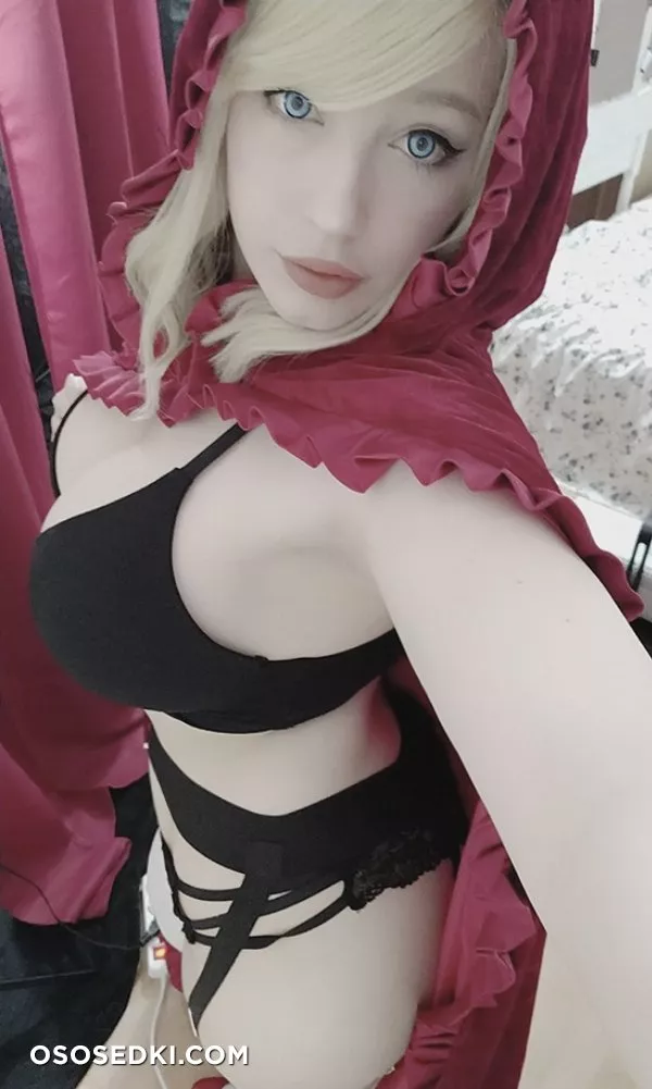 Pialoof - Red Riding Hood - 16