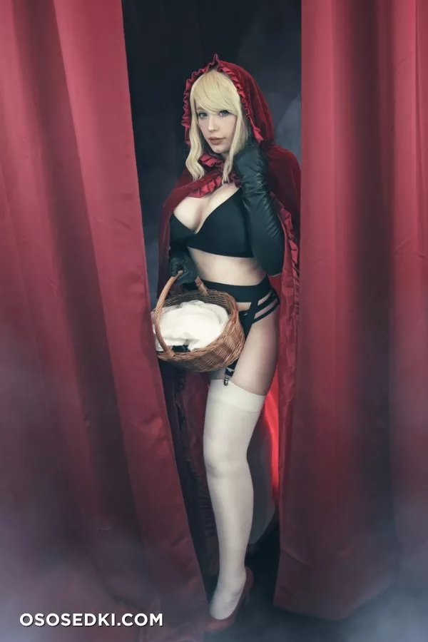 Pialoof - Red Riding Hood - 19