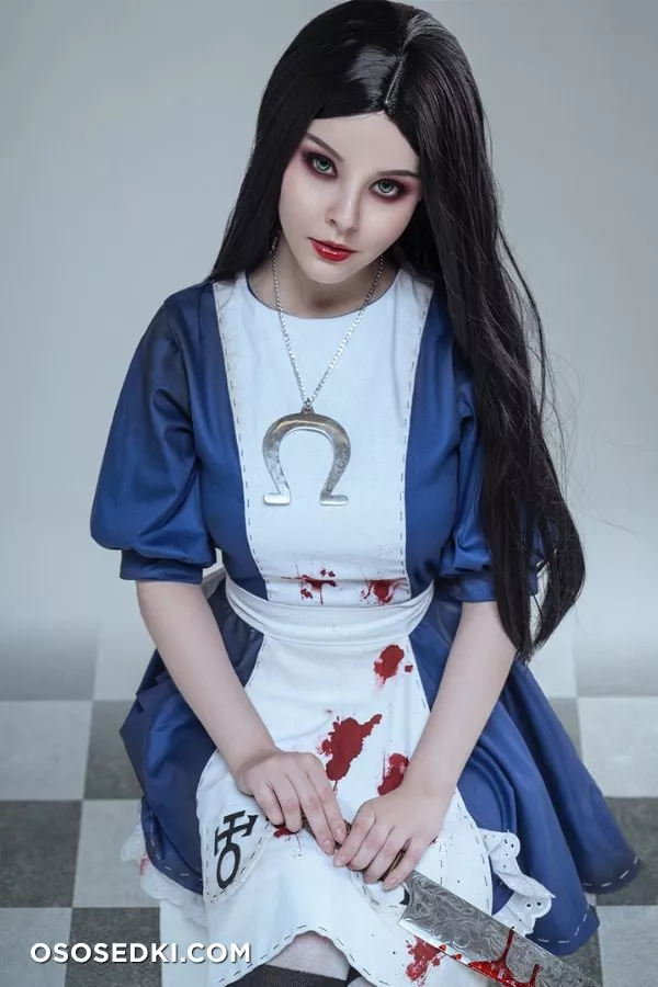 Alice_ Madness returns cosplay by Disharmonica - 11
