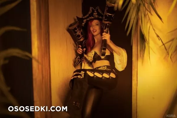 Lada Lyumos - League of Legends. Miss Fortune - 13