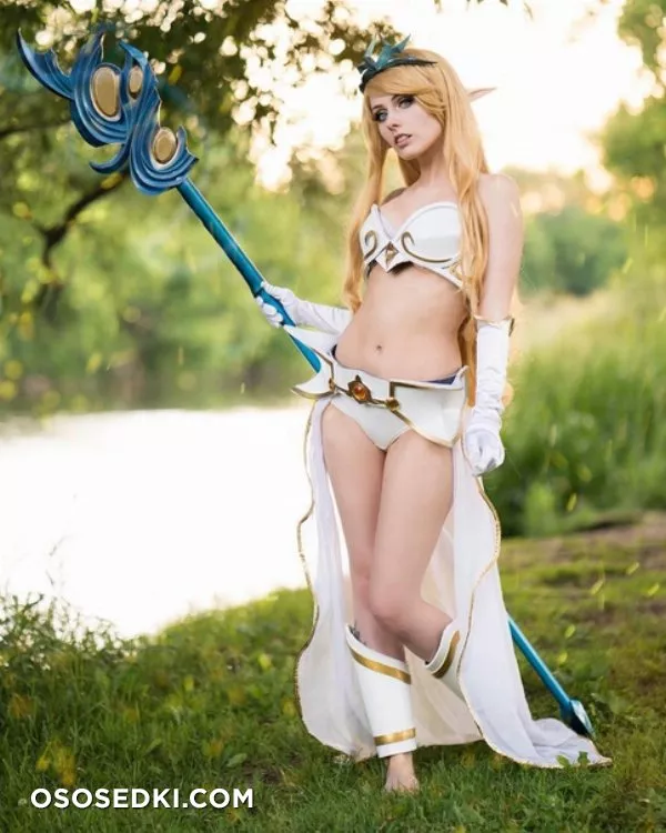 RolyatIsTaylor | Janna - 24