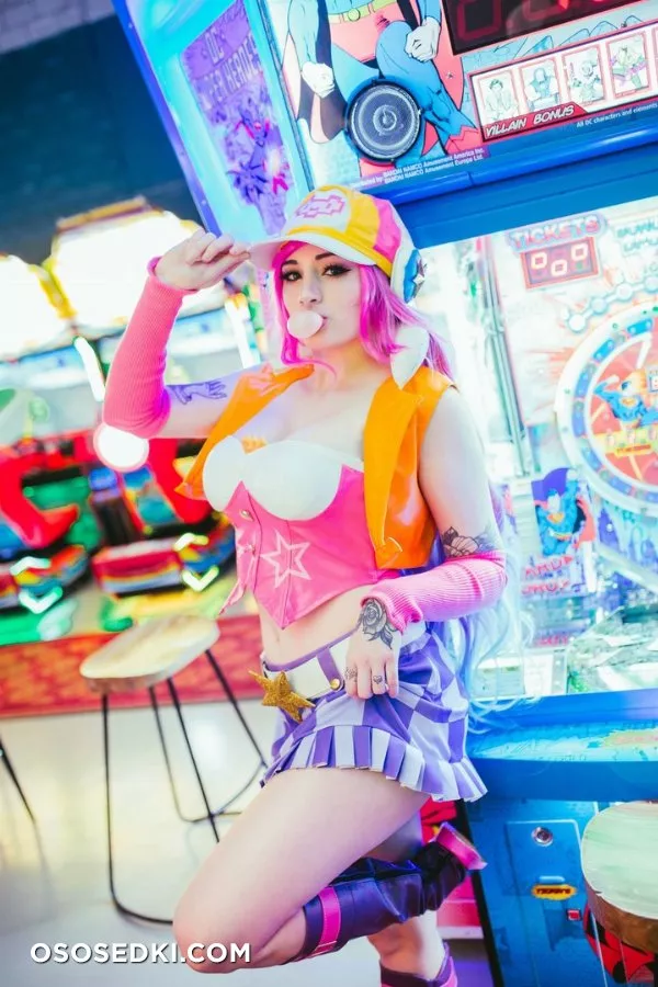 Kayla Erin | Miss Fortune - 9