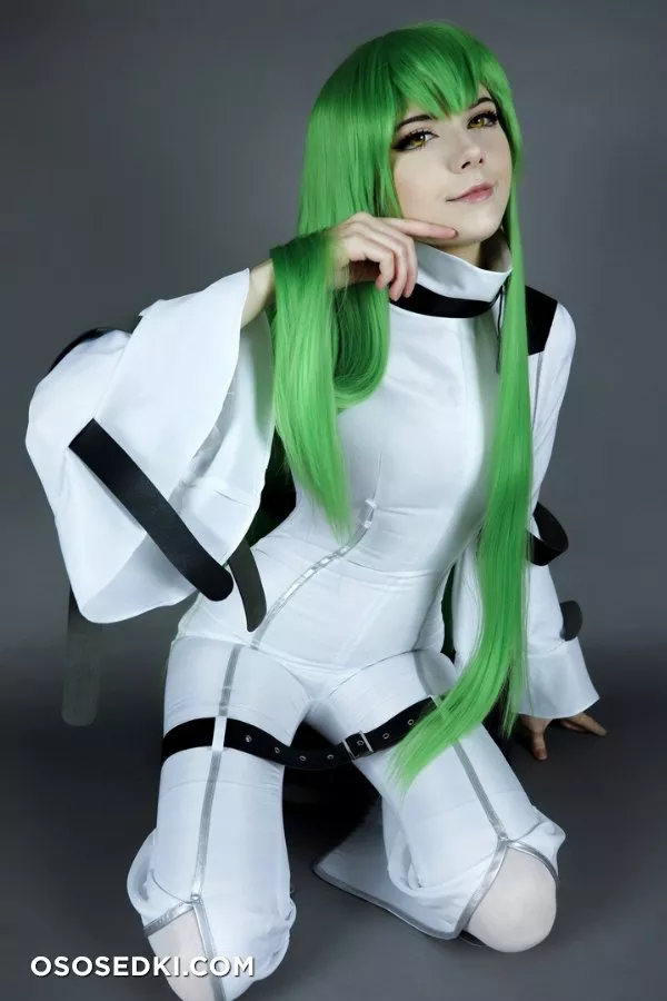 Meggii | C.C. - 9