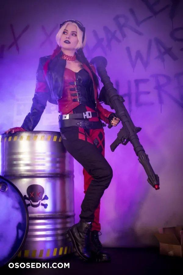 Nichameleon | Harley Quinn - 144