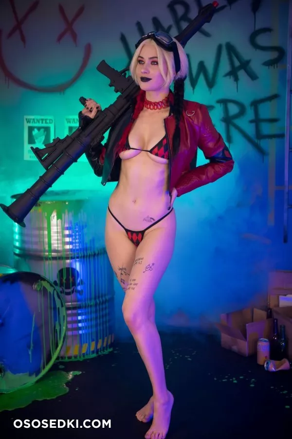 Nichameleon | Harley Quinn - 215