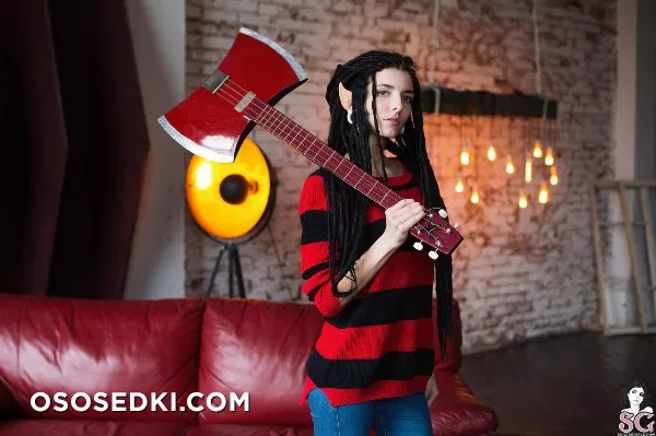 Anna Hyde | Marceline - 2