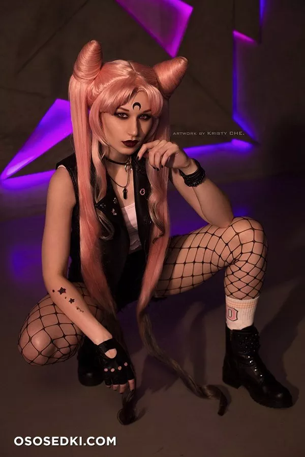 Kristy CHE | Black Lady - 22