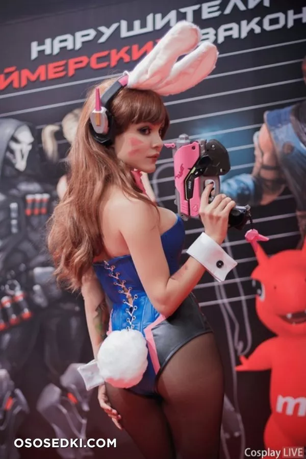 Kalinka Fox - D.Va - 67