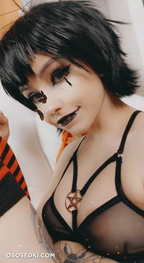 Rusty Fawkes | Mavis - 23