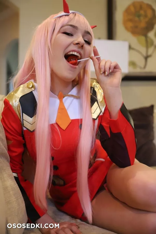 OMGcosplay | Zero Two - 47