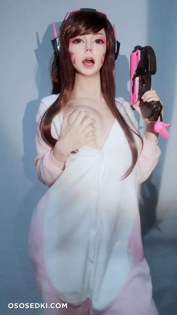 Oichi | D.Va - 62