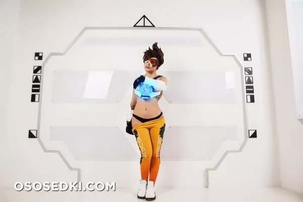 Kalinka Fox | Tracer - 15