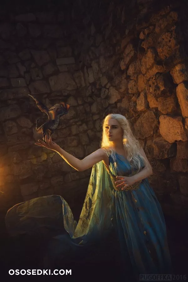 Milena Hime | Daenerys - 8