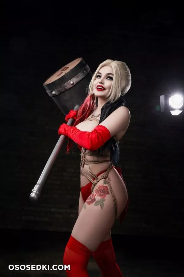 Kalinka Fox - Harley Quinn - 186